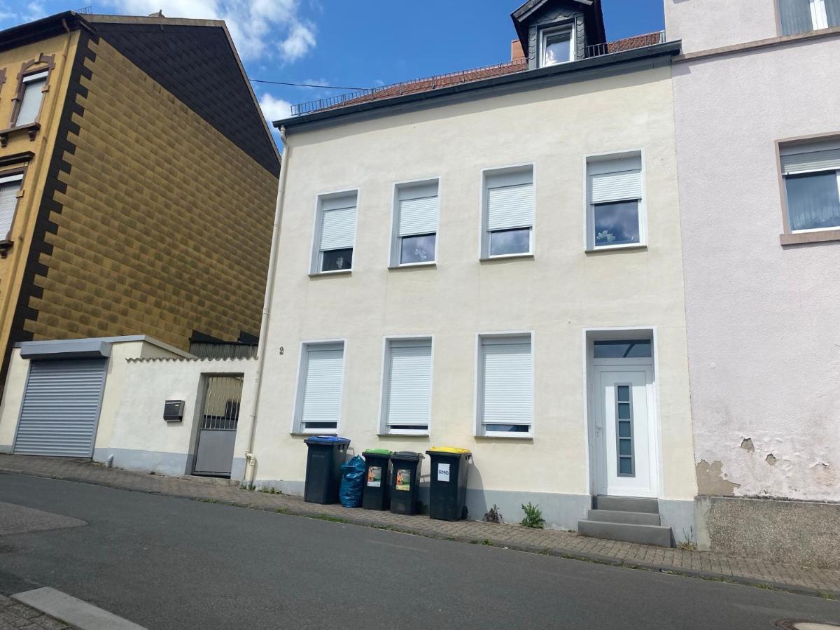 Apartments Lissy I Und II Neunkirchen  Extérieur photo